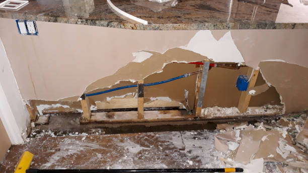 Best Emergency water damage restoration  in Perth Amboy, NJ